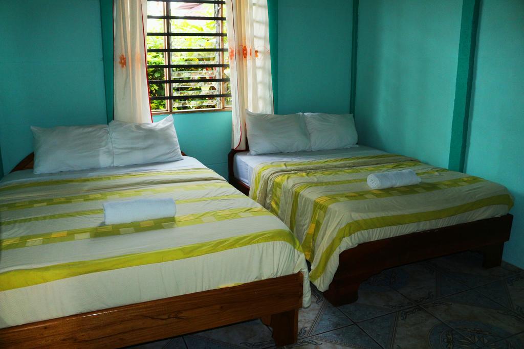 Hotel Las Flores Fortuna La Fortuna Екстериор снимка