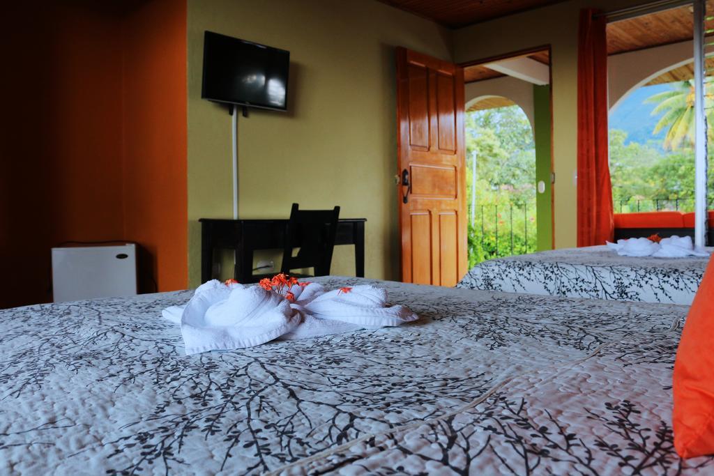 Hotel Las Flores Fortuna La Fortuna Екстериор снимка