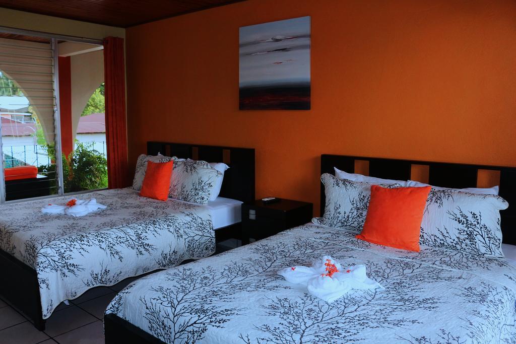 Hotel Las Flores Fortuna La Fortuna Екстериор снимка