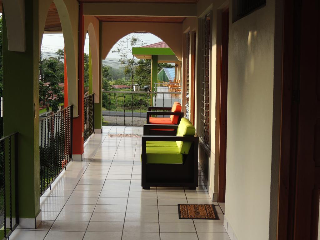 Hotel Las Flores Fortuna La Fortuna Екстериор снимка
