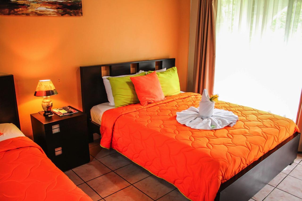 Hotel Las Flores Fortuna La Fortuna Екстериор снимка