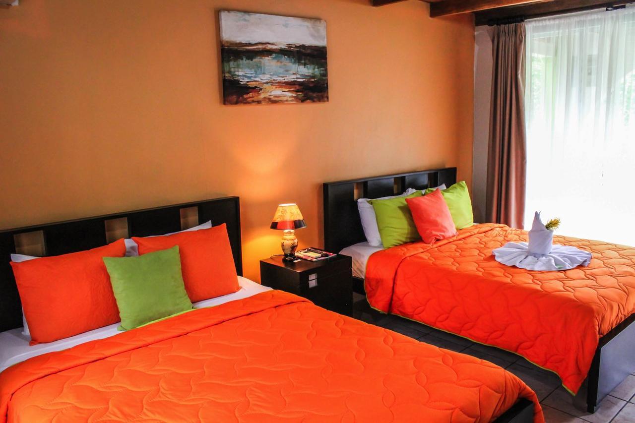 Hotel Las Flores Fortuna La Fortuna Екстериор снимка