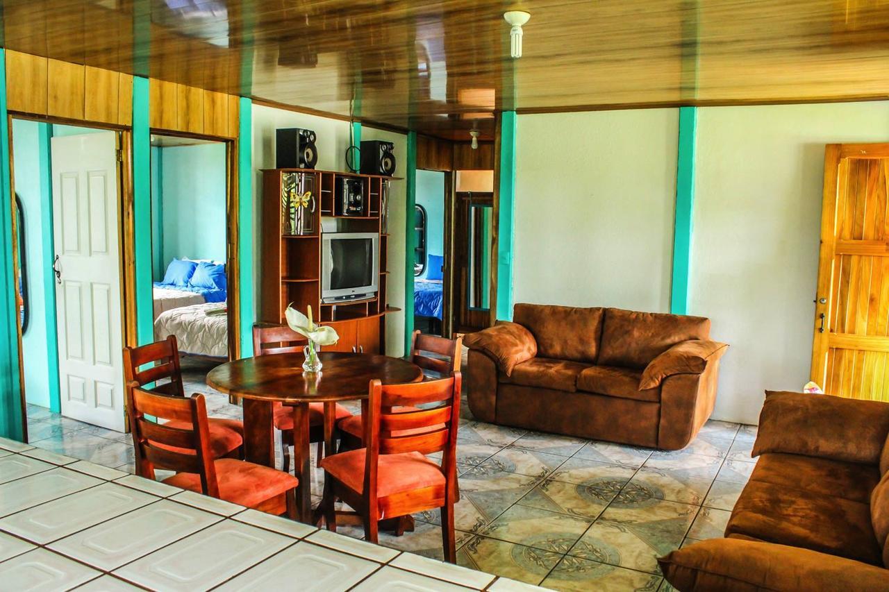 Hotel Las Flores Fortuna La Fortuna Екстериор снимка