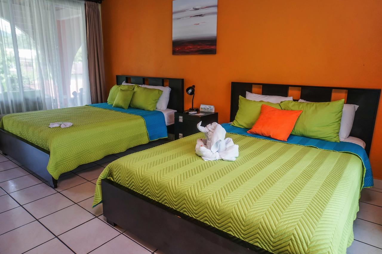 Hotel Las Flores Fortuna La Fortuna Екстериор снимка