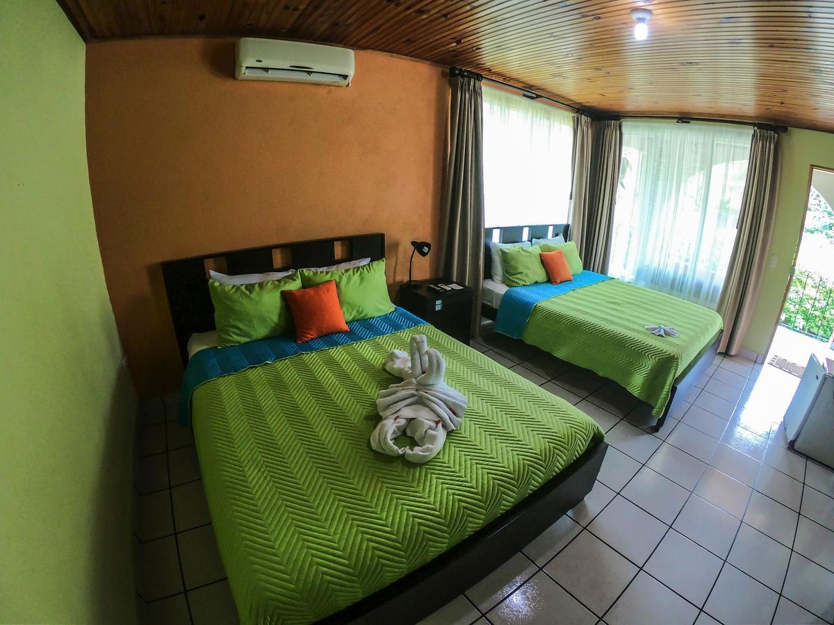 Hotel Las Flores Fortuna La Fortuna Екстериор снимка